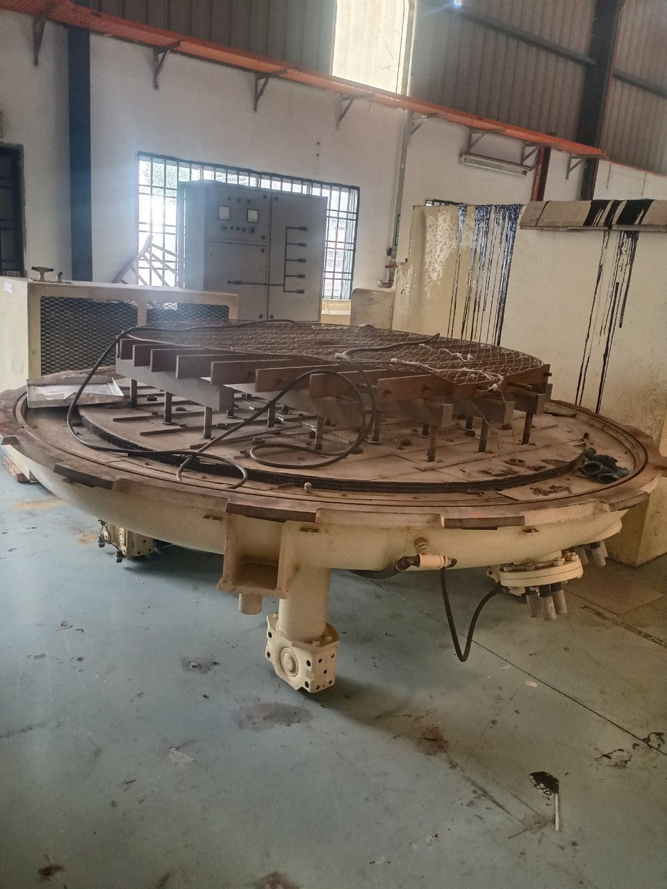 Used VFS / IPSEN Vertical Vacuum Furnace 72" Diameter x 60" High 2 Bar - Good Condition